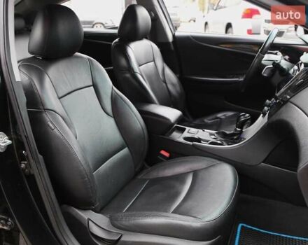 Хендай Соната 2012 в Киеве на Automoto.ua Черный Хендай Соната, объемом двигателя 2 л и пробегом 180 тыс. км за 9000 $, фото 11 на Automoto.ua