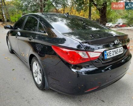 Чорний Хендай Соната, об'ємом двигуна 2.4 л та пробігом 185 тис. км за 8999 $, фото 6 на Automoto.ua
