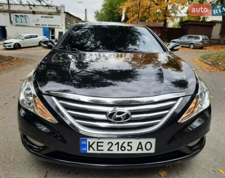 Чорний Хендай Соната, об'ємом двигуна 2.4 л та пробігом 185 тис. км за 8999 $, фото 1 на Automoto.ua