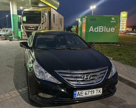 Черный Хендай Соната, объемом двигателя 2 л и пробегом 200 тыс. км за 6800 $, фото 9 на Automoto.ua