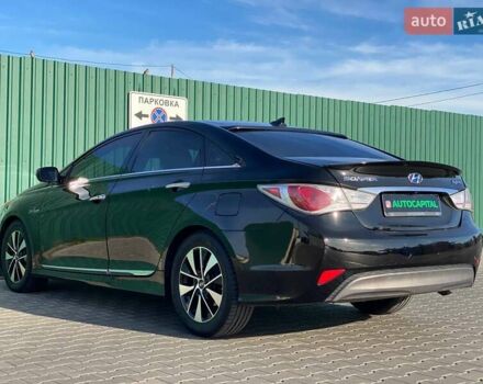 Чорний Хендай Соната, об'ємом двигуна 2.36 л та пробігом 198 тис. км за 8990 $, фото 6 на Automoto.ua