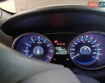 Черный Хендай Соната, объемом двигателя 2 л и пробегом 166 тыс. км за 9500 $, фото 6 на Automoto.ua