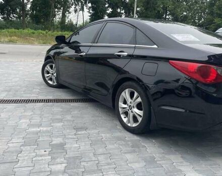 Черный Хендай Соната, объемом двигателя 2.36 л и пробегом 180 тыс. км за 8700 $, фото 4 на Automoto.ua