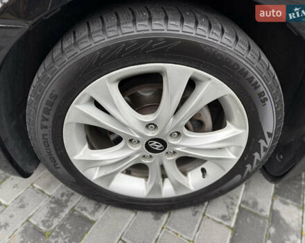 Черный Хендай Соната, объемом двигателя 2.4 л и пробегом 188 тыс. км за 12000 $, фото 15 на Automoto.ua