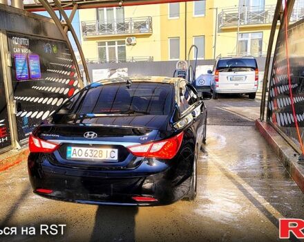 Черный Хендай Соната, объемом двигателя 2 л и пробегом 94 тыс. км за 8500 $, фото 2 на Automoto.ua