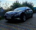Черный Хендай Соната, объемом двигателя 2 л и пробегом 380 тыс. км за 7350 $, фото 3 на Automoto.ua