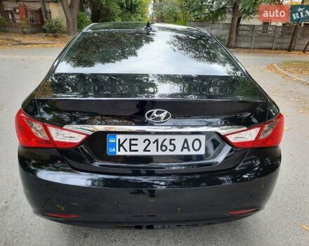 Черный Хендай Соната, объемом двигателя 2.4 л и пробегом 185 тыс. км за 8999 $, фото 7 на Automoto.ua