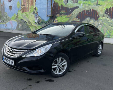 Черный Хендай Соната, объемом двигателя 2 л и пробегом 200 тыс. км за 6800 $, фото 1 на Automoto.ua