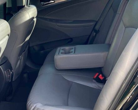 Черный Хендай Соната, объемом двигателя 2.4 л и пробегом 198 тыс. км за 8990 $, фото 23 на Automoto.ua