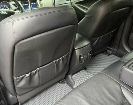 Чорний Хендай Соната, об'ємом двигуна 2 л та пробігом 224 тис. км за 10999 $, фото 11 на Automoto.ua