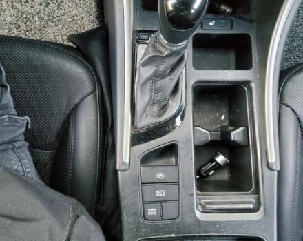 Чорний Хендай Соната, об'ємом двигуна 2 л та пробігом 170 тис. км за 9000 $, фото 9 на Automoto.ua