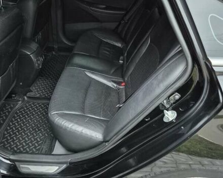 Чорний Хендай Соната, об'ємом двигуна 2.36 л та пробігом 242 тис. км за 9700 $, фото 13 на Automoto.ua