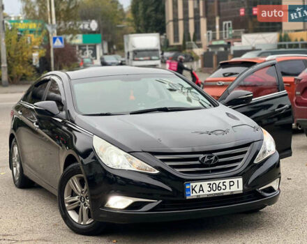 Черный Хендай Соната, объемом двигателя 2 л и пробегом 340 тыс. км за 6500 $, фото 7 на Automoto.ua