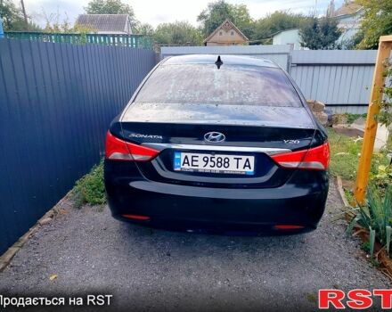 Чорний Хендай Соната, об'ємом двигуна 2 л та пробігом 430 тис. км за 8500 $, фото 1 на Automoto.ua