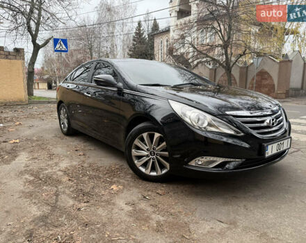 Чорний Хендай Соната, об'ємом двигуна 2 л та пробігом 224 тис. км за 10999 $, фото 4 на Automoto.ua