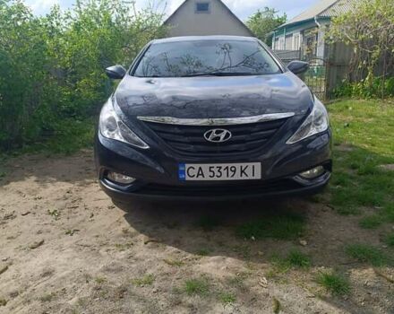 Черный Хендай Соната, объемом двигателя 2.36 л и пробегом 250 тыс. км за 8000 $, фото 3 на Automoto.ua