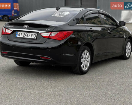 Чорний Хендай Соната, об'ємом двигуна 2 л та пробігом 346 тис. км за 7350 $, фото 4 на Automoto.ua
