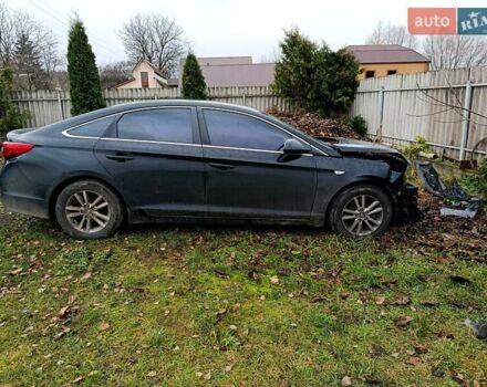 Чорний Хендай Соната, об'ємом двигуна 2 л та пробігом 218 тис. км за 5000 $, фото 12 на Automoto.ua