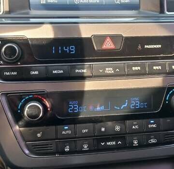 Чорний Хендай Соната, об'ємом двигуна 2 л та пробігом 209 тис. км за 10800 $, фото 11 на Automoto.ua