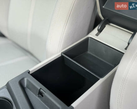 Хендай Соната 2014 у Ковель на Automoto.ua Чорний Хендай Соната, об'ємом двигуна 2.36 л та пробігом 215 тис. км за 10500 $, фото 26 на Automoto.ua