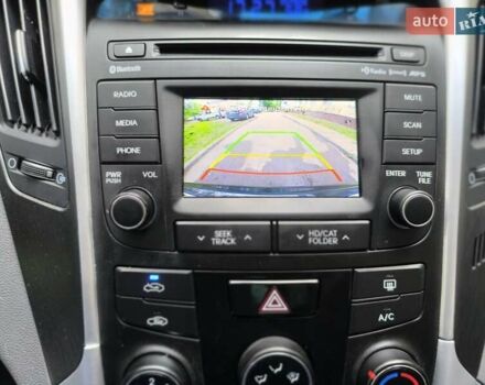 Черный Хендай Соната, объемом двигателя 2.36 л и пробегом 152 тыс. км за 9000 $, фото 16 на Automoto.ua