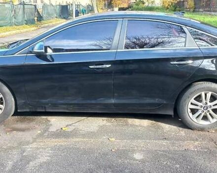 Чорний Хендай Соната, об'ємом двигуна 2 л та пробігом 209 тис. км за 10800 $, фото 2 на Automoto.ua