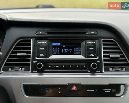 Хендай Соната 2014 у Ковель на Automoto.ua Чорний Хендай Соната, об'ємом двигуна 2.36 л та пробігом 215 тис. км за 10500 $, фото 28 на Automoto.ua