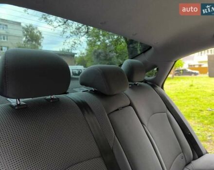 Черный Хендай Соната, объемом двигателя 2.36 л и пробегом 152 тыс. км за 9000 $, фото 21 на Automoto.ua