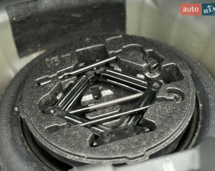 Хендай Соната 2014 у Ковель на Automoto.ua Чорний Хендай Соната, об'ємом двигуна 2.36 л та пробігом 215 тис. км за 10500 $, фото 61 на Automoto.ua