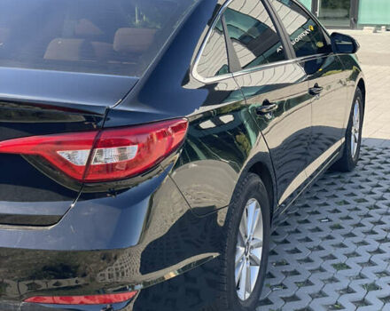 Чорний Хендай Соната, об'ємом двигуна 2.36 л та пробігом 135 тис. км за 10800 $, фото 6 на Automoto.ua