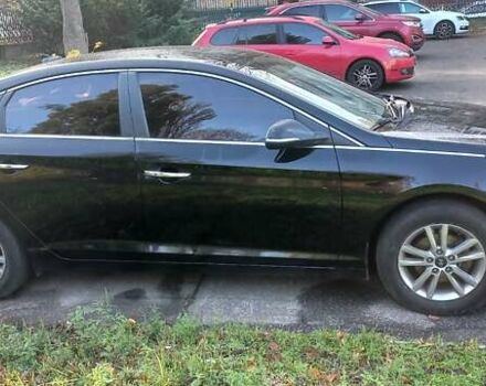 Чорний Хендай Соната, об'ємом двигуна 2 л та пробігом 209 тис. км за 10800 $, фото 4 на Automoto.ua