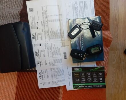 Черный Хендай Соната, объемом двигателя 2.4 л и пробегом 190 тыс. км за 10200 $, фото 4 на Automoto.ua