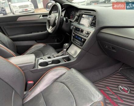 Черный Хендай Соната, объемом двигателя 2 л и пробегом 123 тыс. км за 12800 $, фото 49 на Automoto.ua