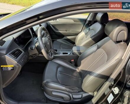 Черный Хендай Соната, объемом двигателя 2 л и пробегом 158 тыс. км за 9900 $, фото 19 на Automoto.ua