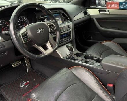 Черный Хендай Соната, объемом двигателя 2 л и пробегом 123 тыс. км за 12800 $, фото 14 на Automoto.ua