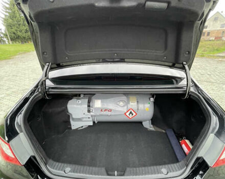 Черный Хендай Соната, объемом двигателя 2 л и пробегом 190 тыс. км за 7600 $, фото 41 на Automoto.ua