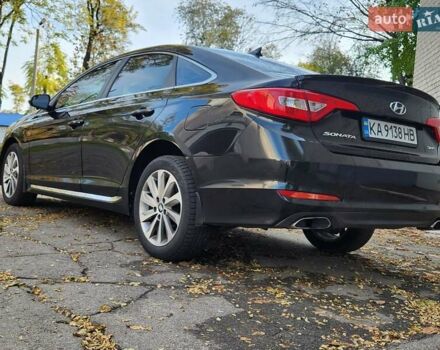 Хендай Соната 2014 у Кам'янське (Дніпродзержинськ) на Automoto.ua Чорний Хендай Соната, об'ємом двигуна 2.36 л та пробігом 229 тис. км за 8700 $, фото 5 на Automoto.ua