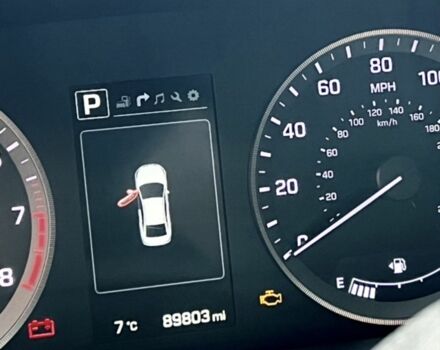 Черный Хендай Соната, объемом двигателя 2.4 л и пробегом 150 тыс. км за 12000 $, фото 12 на Automoto.ua