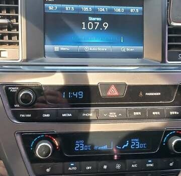 Чорний Хендай Соната, об'ємом двигуна 2 л та пробігом 209 тис. км за 10800 $, фото 10 на Automoto.ua