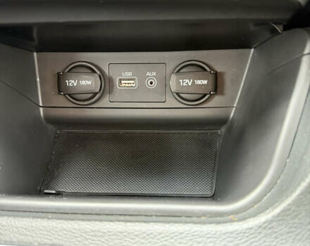 Черный Хендай Соната, объемом двигателя 2.36 л и пробегом 170 тыс. км за 9500 $, фото 25 на Automoto.ua