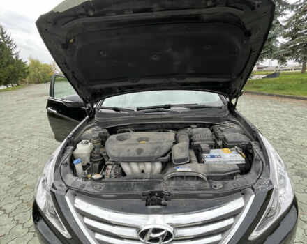 Черный Хендай Соната, объемом двигателя 2 л и пробегом 190 тыс. км за 7600 $, фото 32 на Automoto.ua