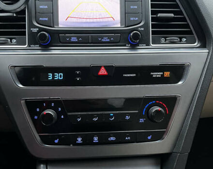 Черный Хендай Соната, объемом двигателя 2.36 л и пробегом 144 тыс. км за 10999 $, фото 8 на Automoto.ua