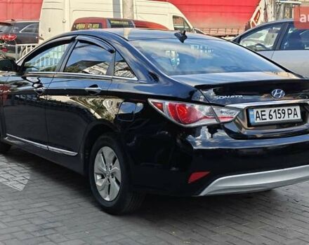 Черный Хендай Соната, объемом двигателя 2.4 л и пробегом 225 тыс. км за 10700 $, фото 9 на Automoto.ua