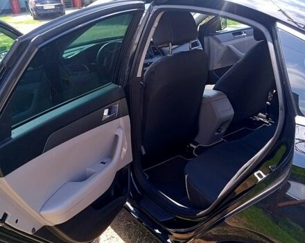 Чорний Хендай Соната, об'ємом двигуна 2.4 л та пробігом 135 тис. км за 10000 $, фото 7 на Automoto.ua