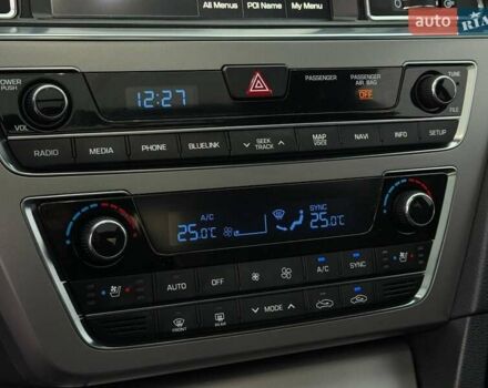 Черный Хендай Соната, объемом двигателя 2 л и пробегом 123 тыс. км за 12800 $, фото 26 на Automoto.ua