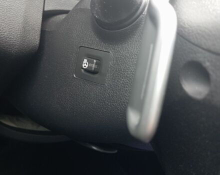 Черный Хендай Соната, объемом двигателя 2.4 л и пробегом 190 тыс. км за 10200 $, фото 11 на Automoto.ua