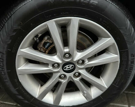 Черный Хендай Соната, объемом двигателя 2.36 л и пробегом 300 тыс. км за 9000 $, фото 35 на Automoto.ua