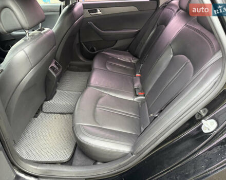 Черный Хендай Соната, объемом двигателя 2 л и пробегом 249 тыс. км за 7500 $, фото 27 на Automoto.ua