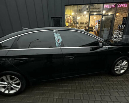 Черный Хендай Соната, объемом двигателя 2.36 л и пробегом 300 тыс. км за 9000 $, фото 29 на Automoto.ua