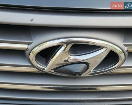 Хендай Соната 2014 у Кам'янське (Дніпродзержинськ) на Automoto.ua Чорний Хендай Соната, об'ємом двигуна 2.36 л та пробігом 229 тис. км за 8700 $, фото 16 на Automoto.ua